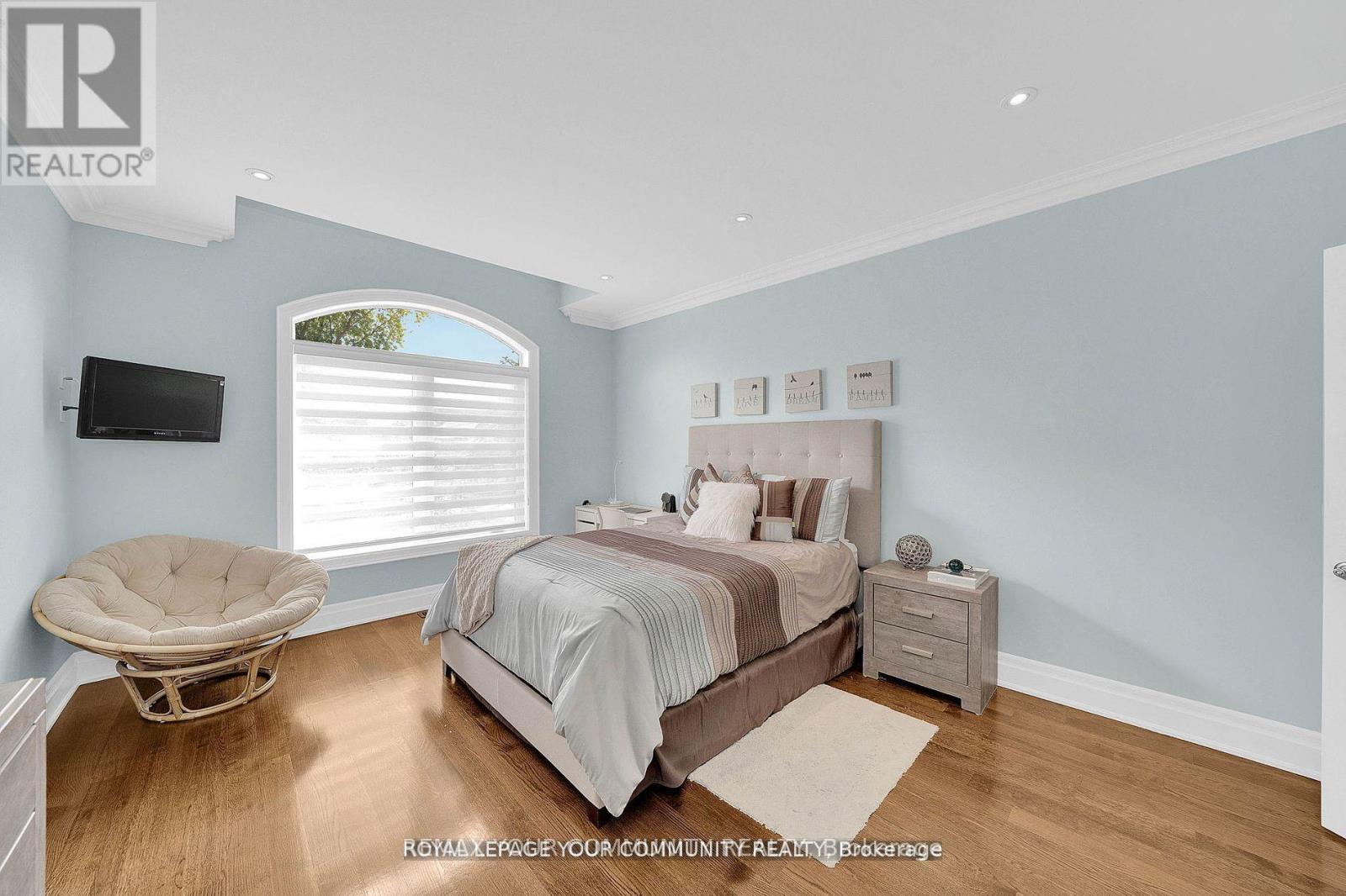 76 Elm Grove Avenue, Richmond Hill, Ontario  L4E 2W8 - Photo 27 - N12928212