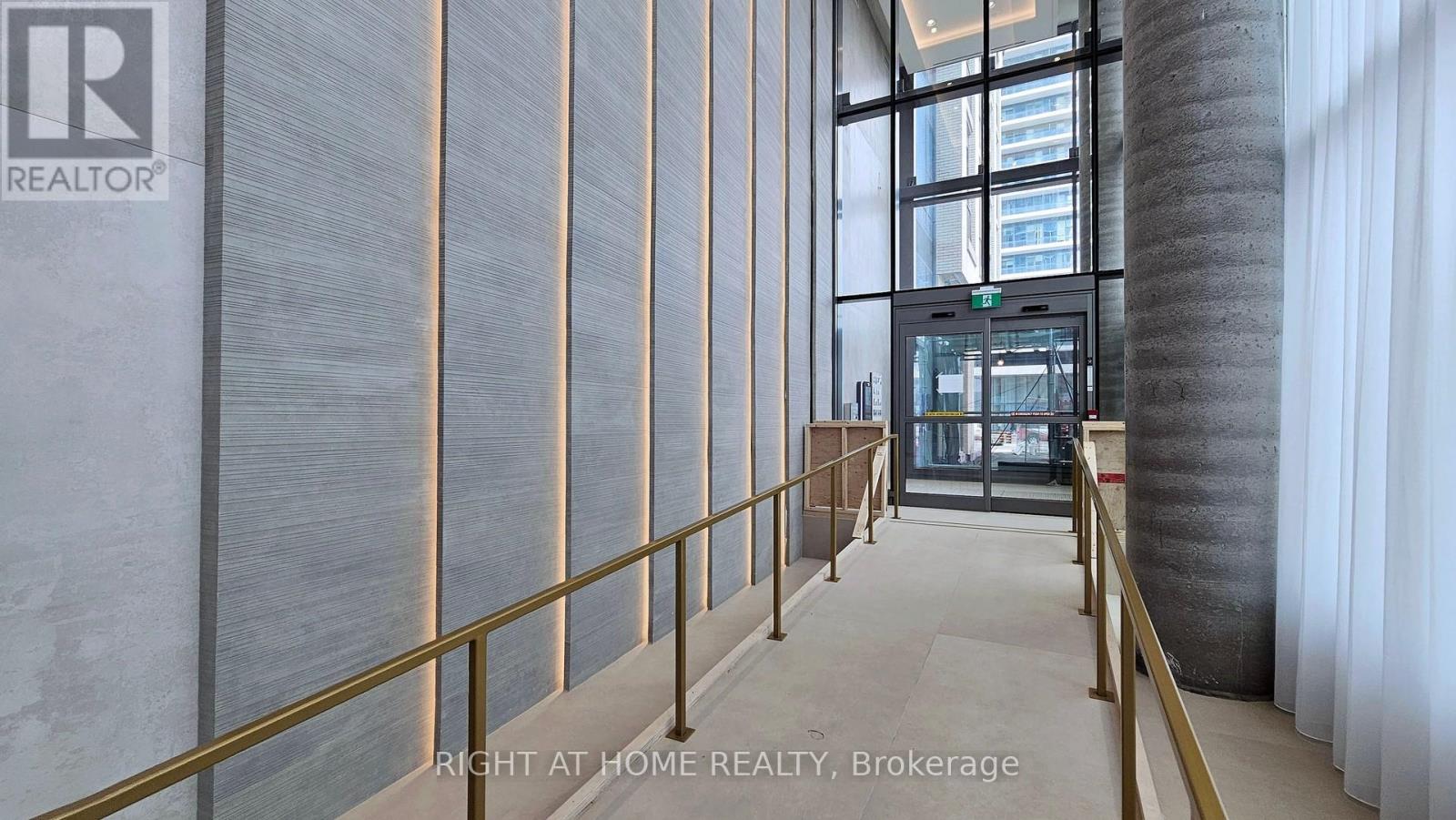 902 - 1000 Portage Parkway, Vaughan, Ontario  L4K 0L1 - Photo 6 - N12928246