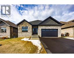 135 GIBBONS Street, Waterford, Ontario