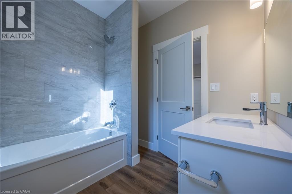 135 Gibbons Street, Waterford, Ontario  N0E 1Y0 - Photo 14 - 40809474