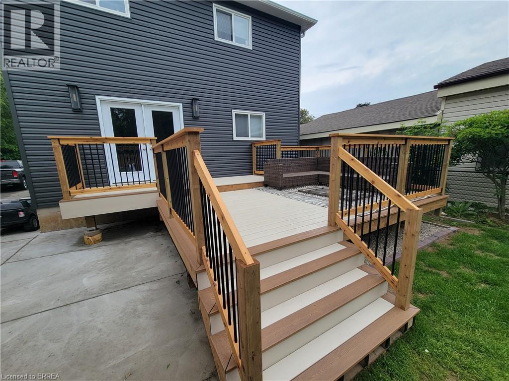 12 Paris Road, Brantford, Ontario  N3R 1H7 - Photo 28 - 40815617