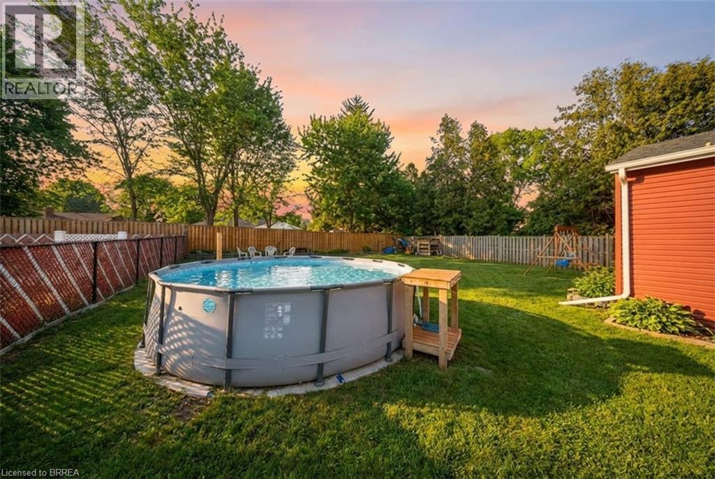 12 Paris Road, Brantford, Ontario  N3R 1H7 - Photo 32 - 40815617