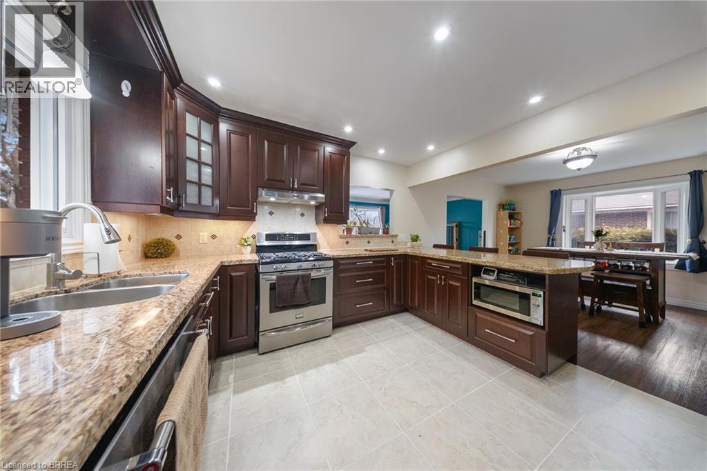 12 Paris Road, Brantford, Ontario  N3R 1H7 - Photo 6 - 40815617