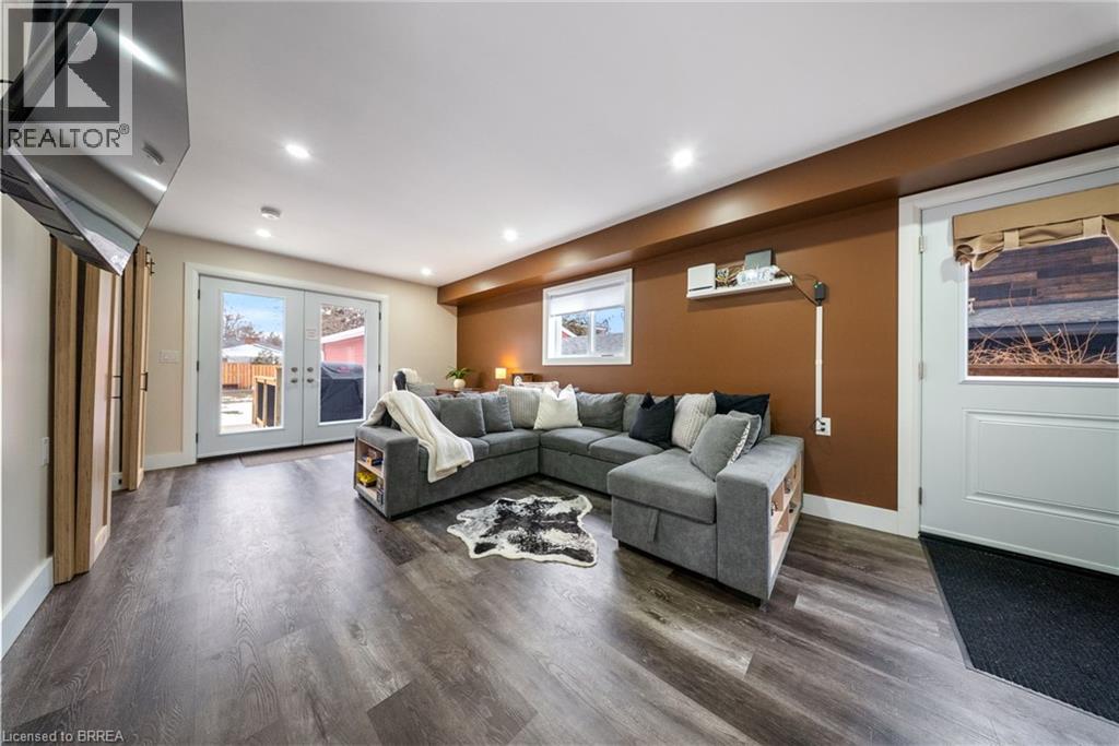 12 Paris Road, Brantford, Ontario  N3R 1H7 - Photo 9 - 40815617