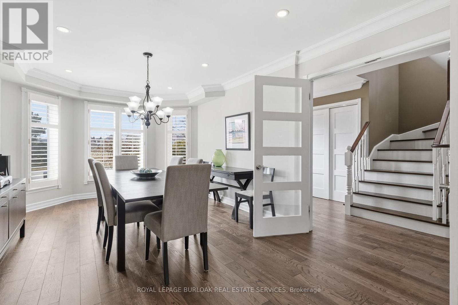 2223 Headon Road, Burlington (Headon), Ontario  L7M 3W7 - Photo 14 - W12928058