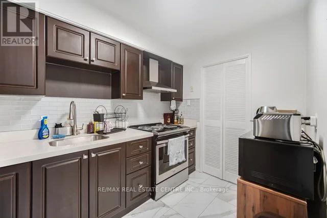 255 - 10 Eddystone Avenue, Toronto, Ontario  M3N 2T2 - Photo 12 - W12928060