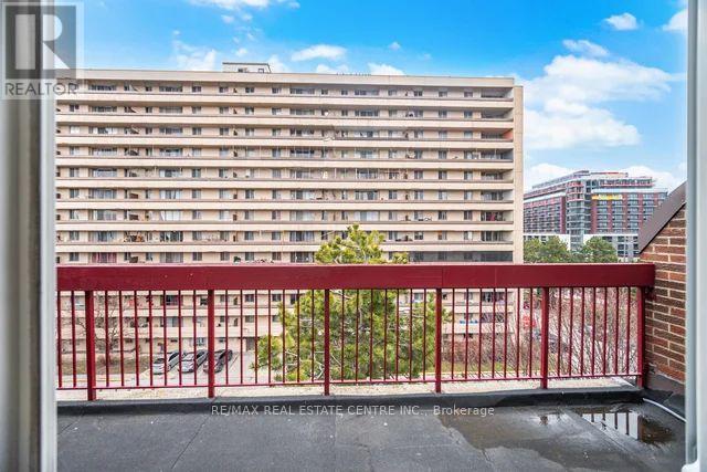 255 - 10 Eddystone Avenue, Toronto, Ontario  M3N 2T2 - Photo 31 - W12928060