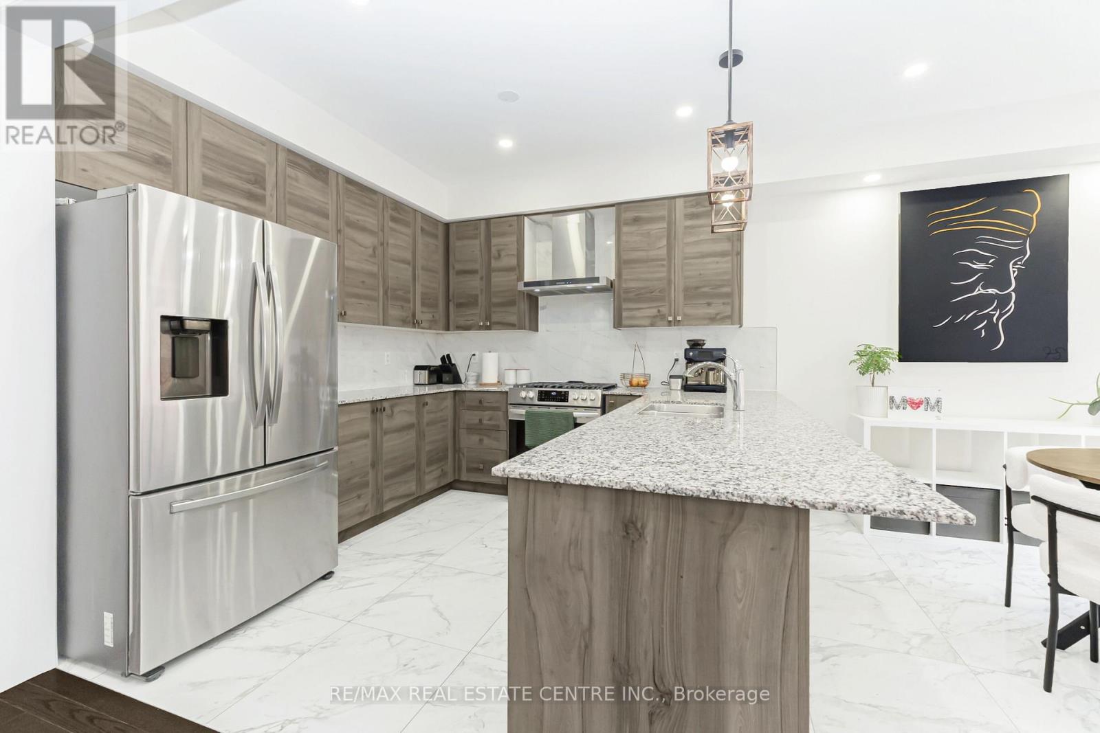 35 Thornvalley Terrace, Caledon, Ontario  L7C 4H9 - Photo 14 - W12928084