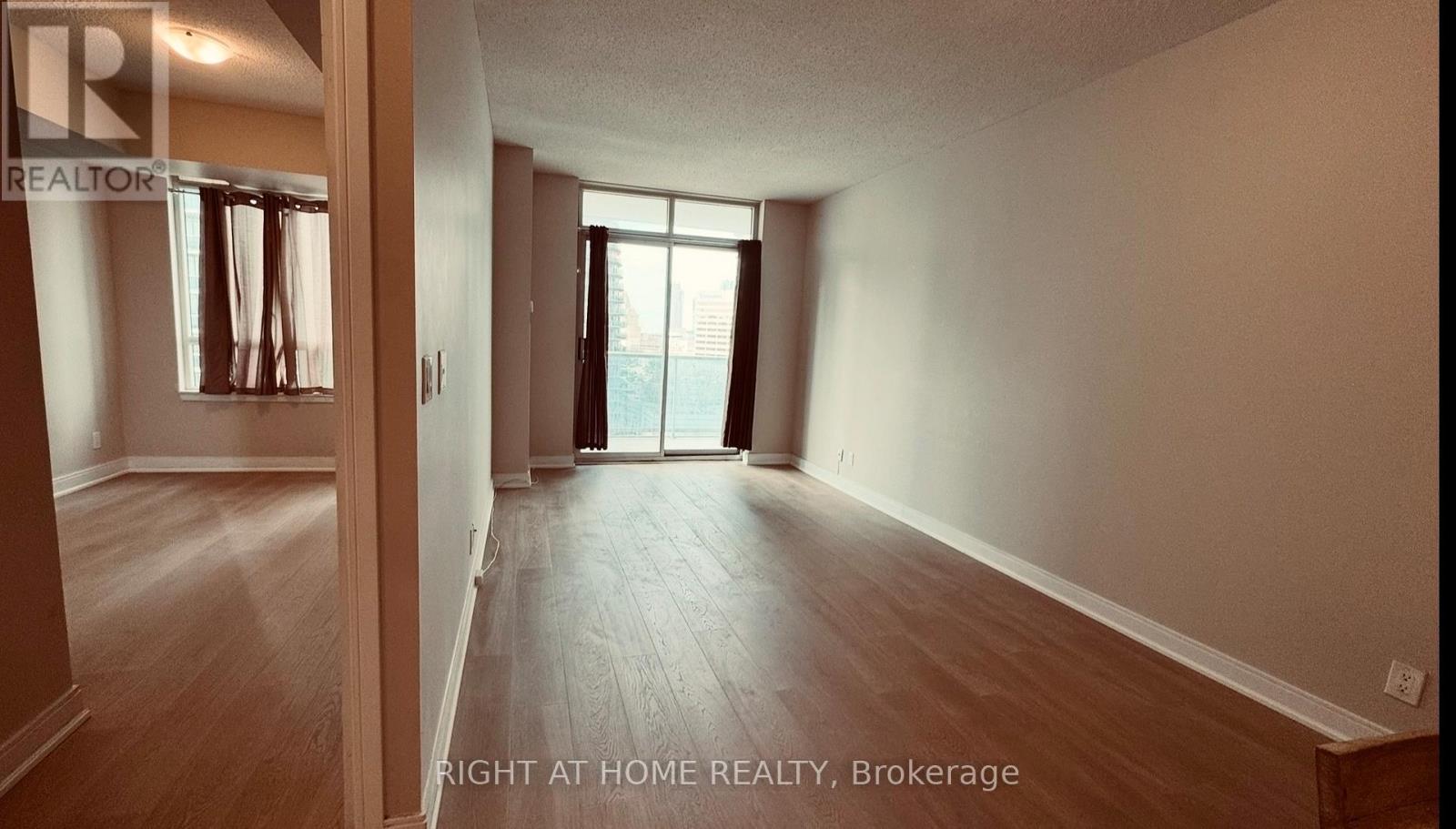 1007 - 90 Absolute Avenue, Mississauga, Ontario  L4Z 0A1 - Photo 5 - W12928092