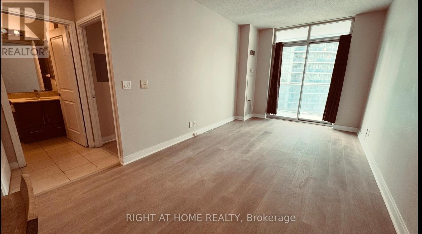 1007 - 90 Absolute Avenue, Mississauga, Ontario  L4Z 0A1 - Photo 6 - W12928092