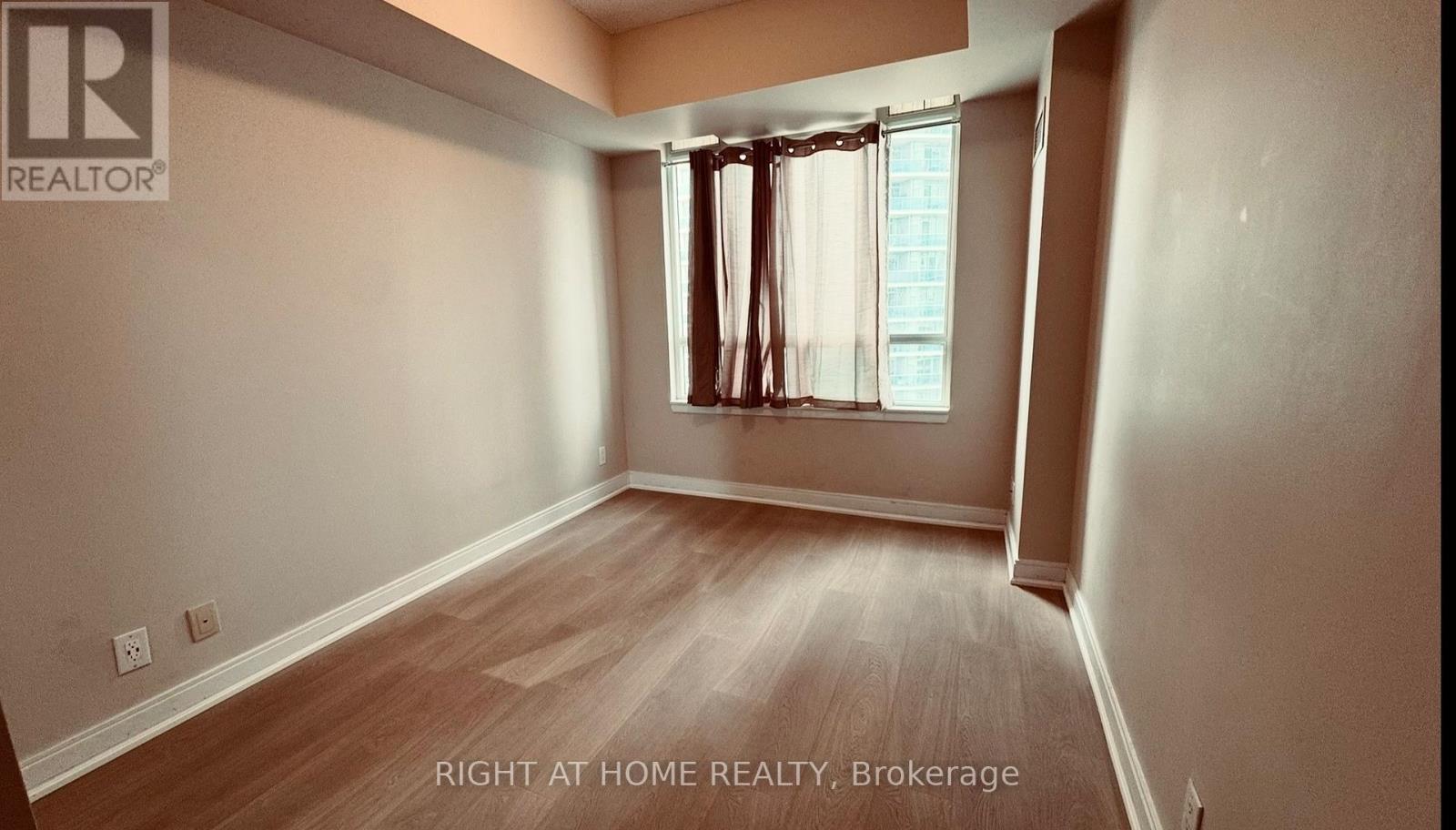 1007 - 90 Absolute Avenue, Mississauga, Ontario  L4Z 0A1 - Photo 9 - W12928092