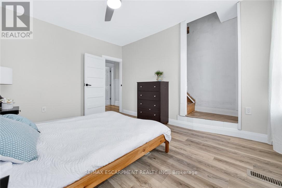 518 Quebec Avenue, Toronto, Ontario  M6P 2V7 - Photo 18 - W12928100