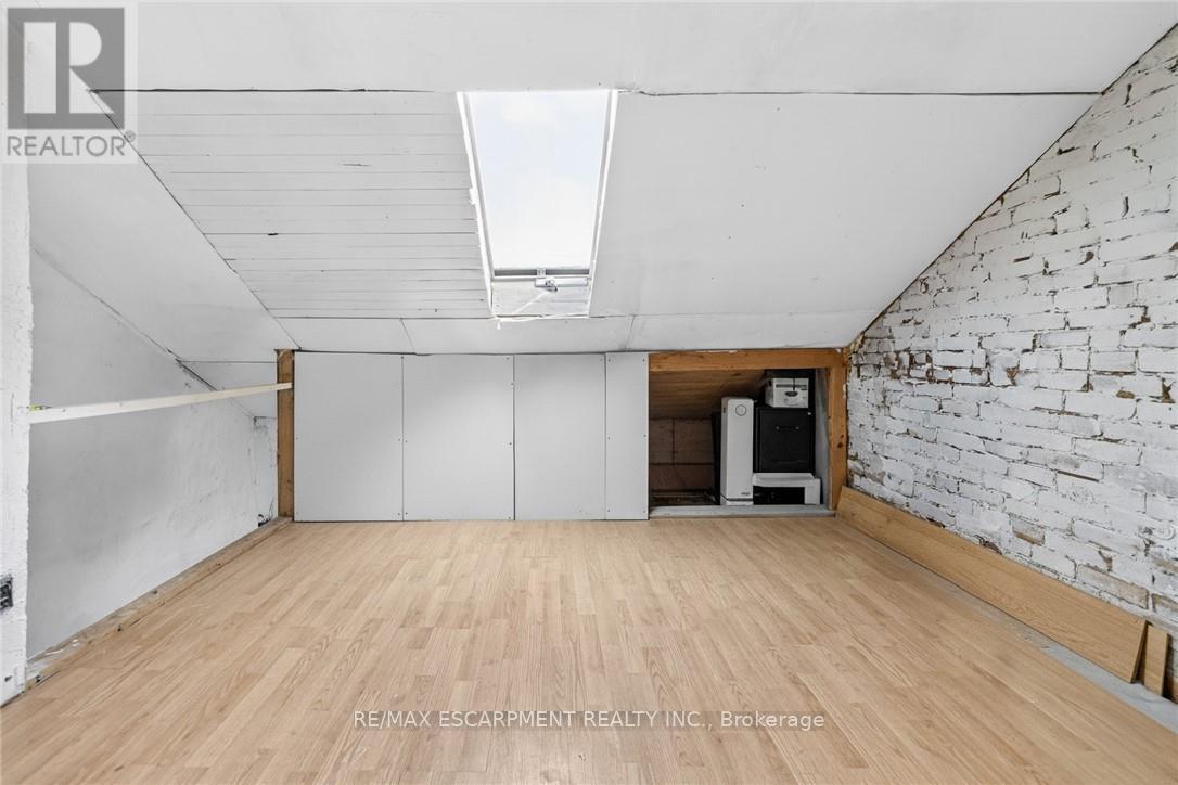 518 Quebec Avenue, Toronto, Ontario  M6P 2V7 - Photo 25 - W12928100