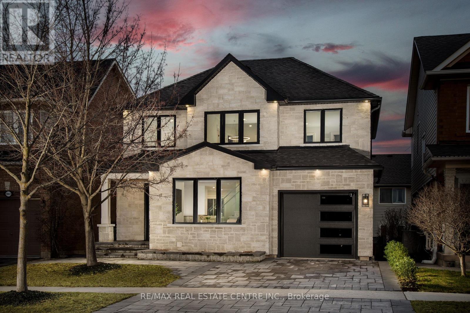 5940 BLUE SPRUCE AVENUE, Burlington, Ontario