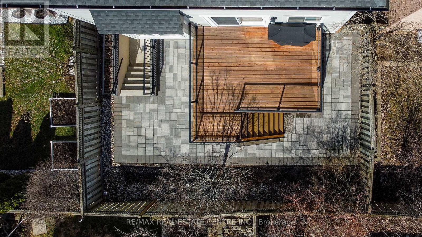 5940 Blue Spruce Avenue, Burlington, Ontario L7L 6T2 - Photo 45 - W12928104