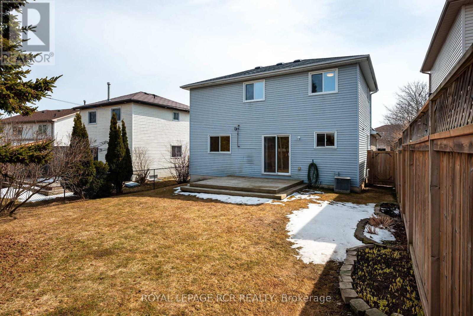 128 Courtney Crescent, Orangeville, Ontario  L9W 4S3 - Photo 29 - W12928124