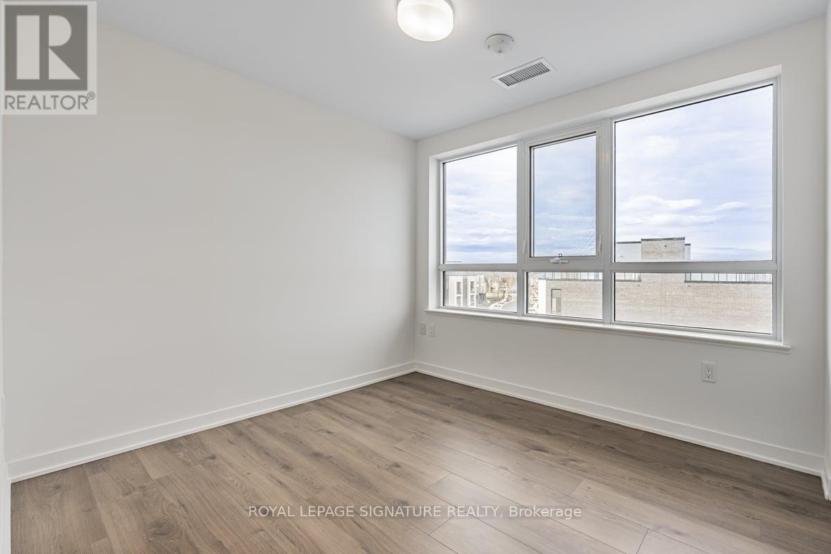 429 - 395 Dundas Street W, Oakville, Ontario  L6M 4M2 - Photo 13 - W12928126