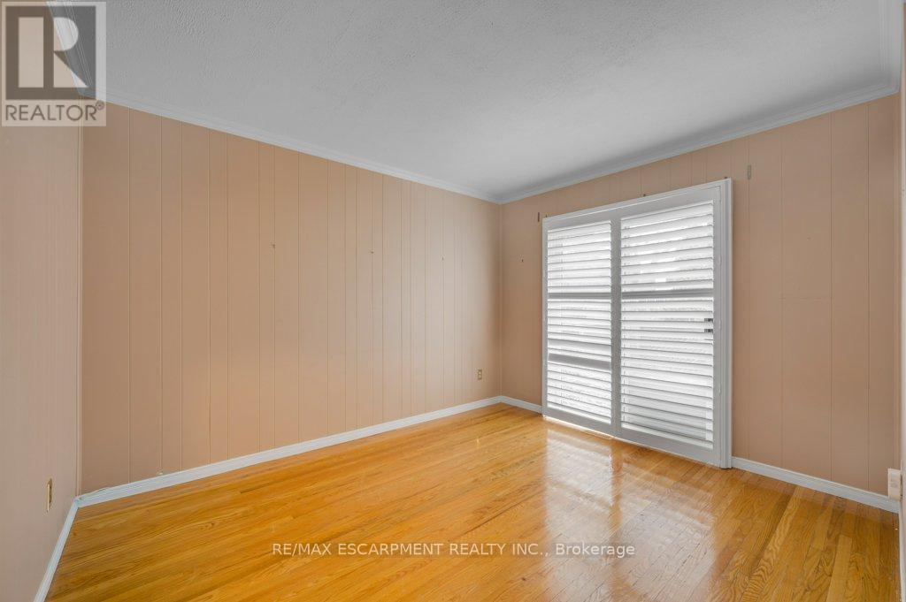 478 Anthony Drive, Oakville, Ontario  L6J 2K5 - Photo 16 - W12928138