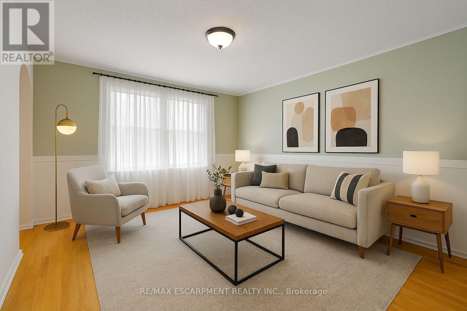 478 Anthony Drive, Oakville, Ontario  L6J 2K5 - Photo 2 - W12928138