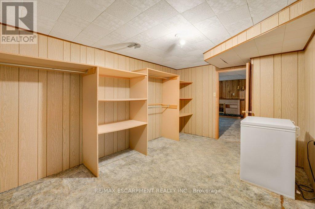 478 Anthony Drive, Oakville, Ontario  L6J 2K5 - Photo 25 - W12928138