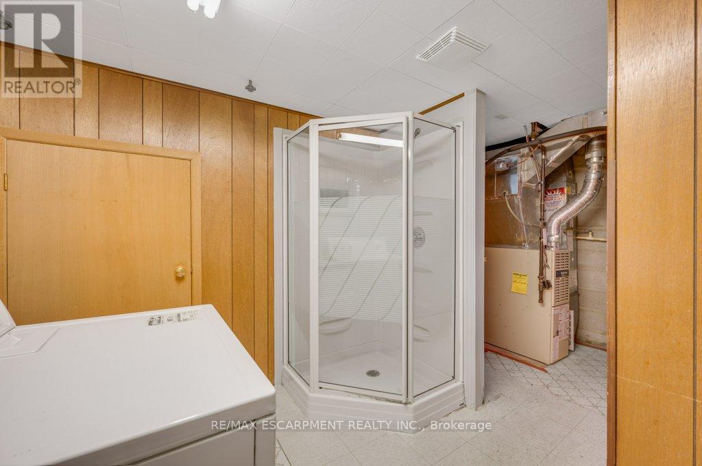 478 Anthony Drive, Oakville, Ontario  L6J 2K5 - Photo 30 - W12928138