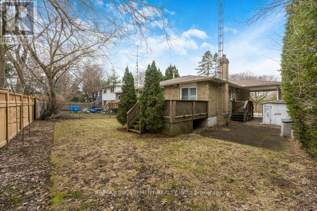 478 Anthony Drive, Oakville, Ontario  L6J 2K5 - Photo 33 - W12928138