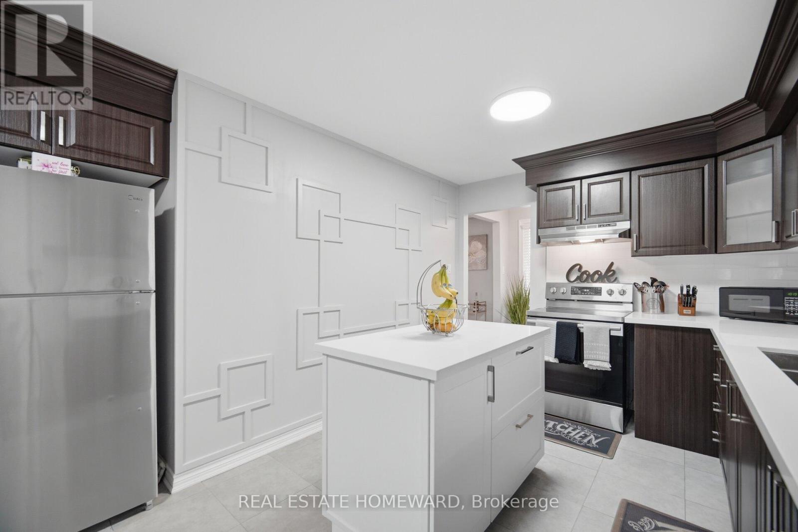 309 Royal Salisbury Way, Brampton, Ontario  L6V 3G4 - Photo 14 - W12928168