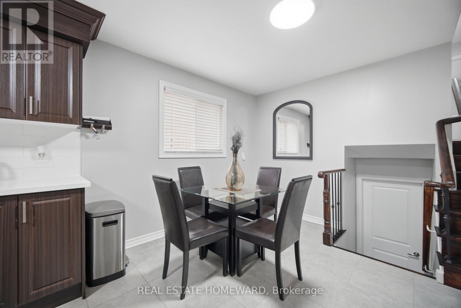 309 Royal Salisbury Way, Brampton, Ontario  L6V 3G4 - Photo 9 - W12928168