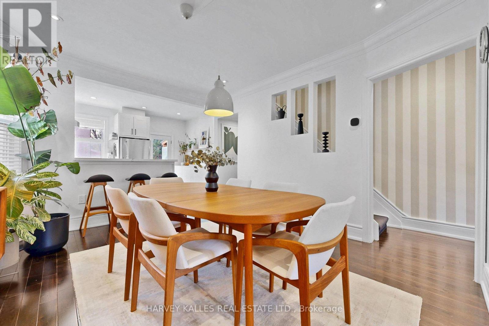 35 Peterborough Avenue, Toronto, Ontario M6H 2K9 - Photo 11 - W12928184