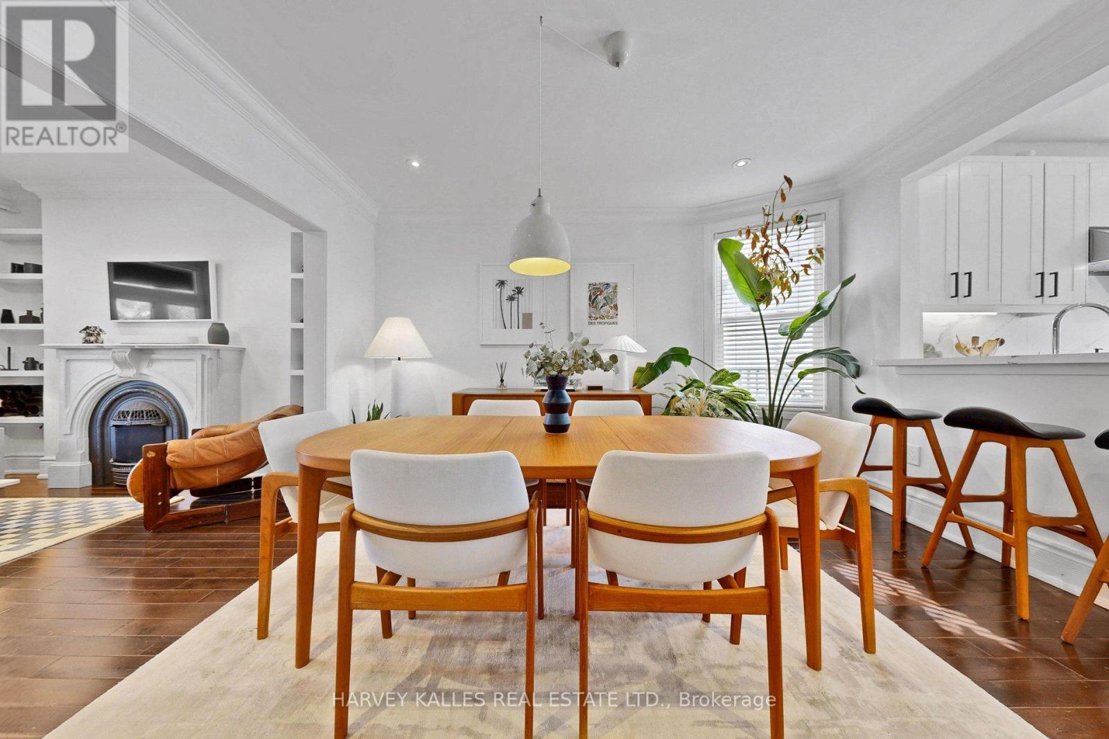 35 Peterborough Avenue, Toronto, Ontario M6H 2K9 - Photo 12 - W12928184