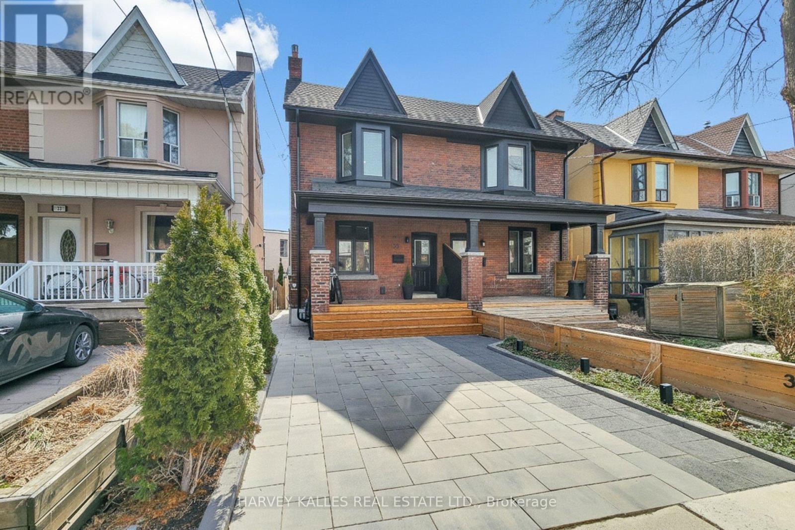35 Peterborough Avenue, Toronto, Ontario M6H 2K9 - Photo 2 - W12928184