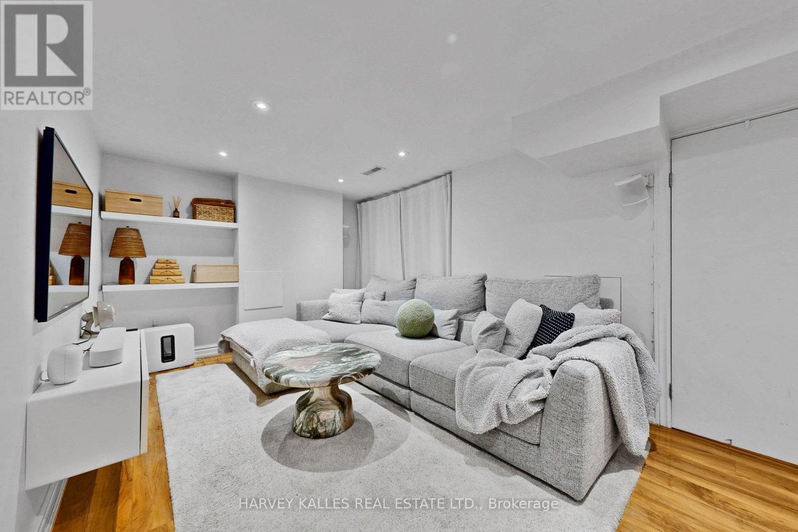 35 Peterborough Avenue, Toronto, Ontario M6H 2K9 - Photo 35 - W12928184