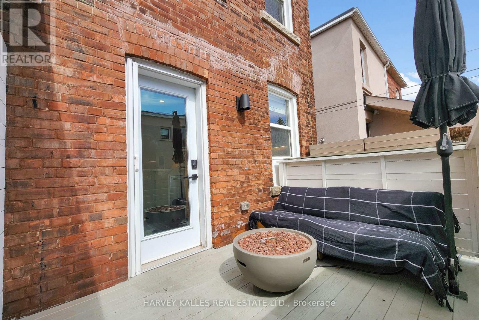 35 Peterborough Avenue, Toronto, Ontario M6H 2K9 - Photo 45 - W12928184