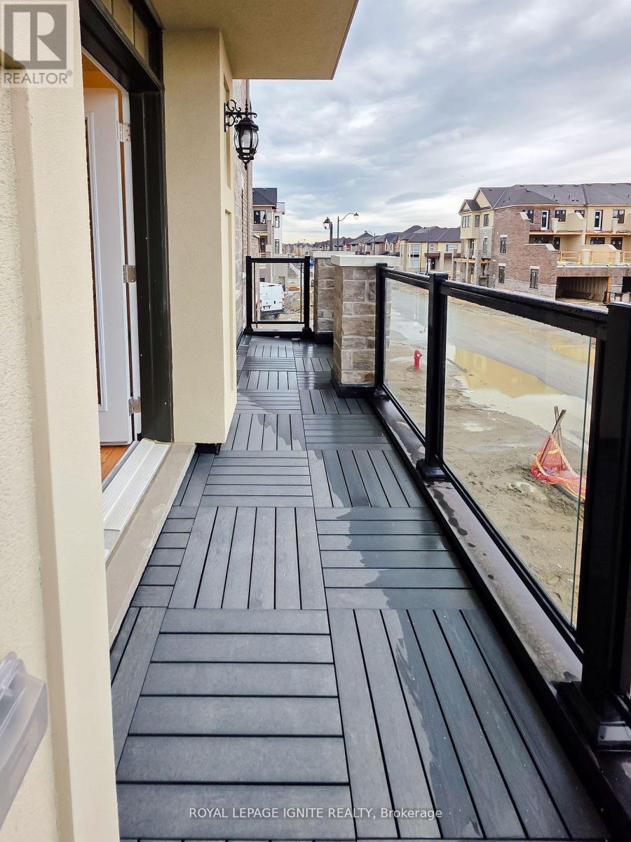 83 Claremont Drive, Brampton, Ontario  L6R 4E6 - Photo 21 - W12928236