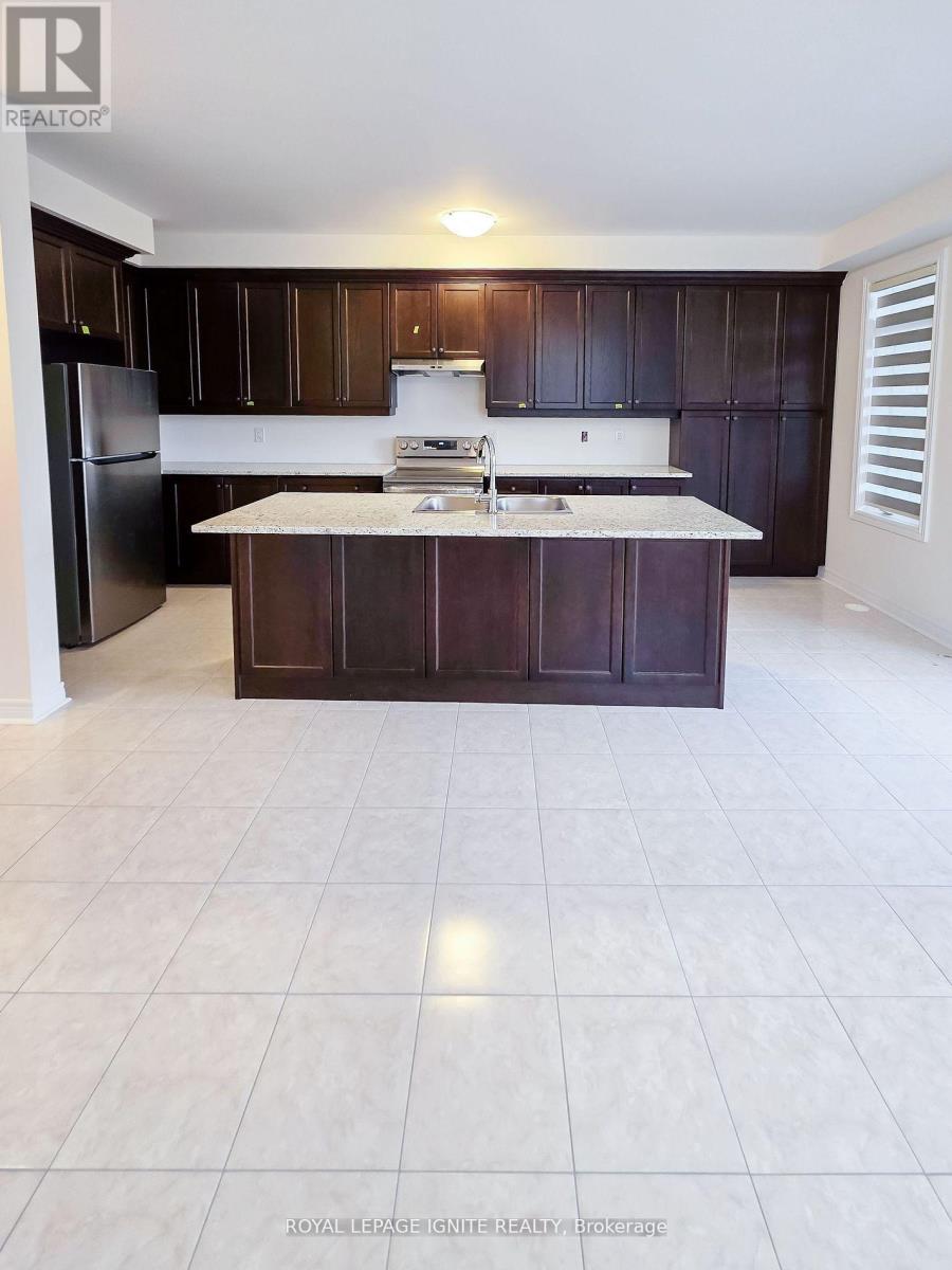 83 Claremont Drive, Brampton, Ontario  L6R 4E6 - Photo 23 - W12928236