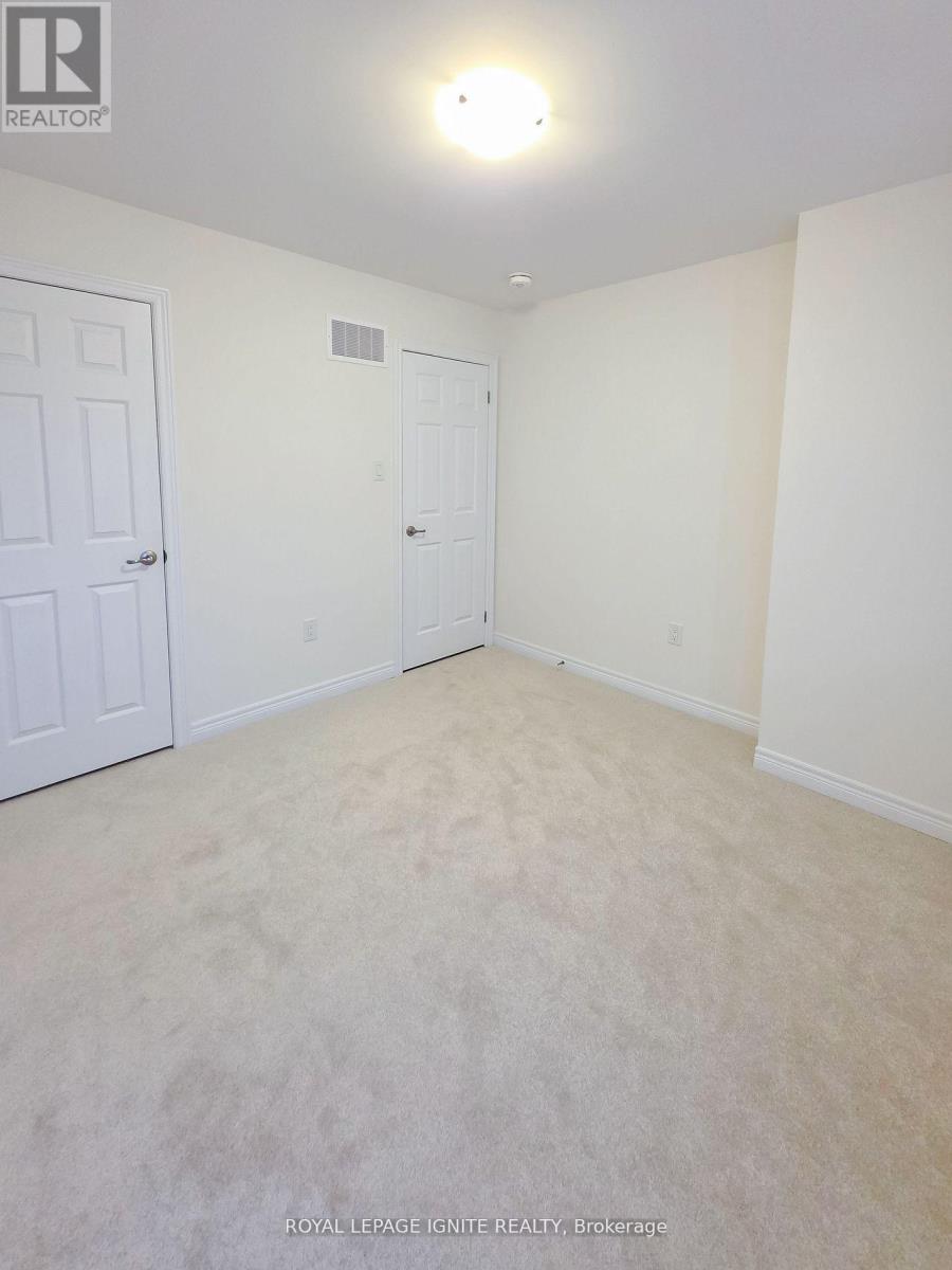 83 Claremont Drive, Brampton, Ontario  L6R 4E6 - Photo 41 - W12928236