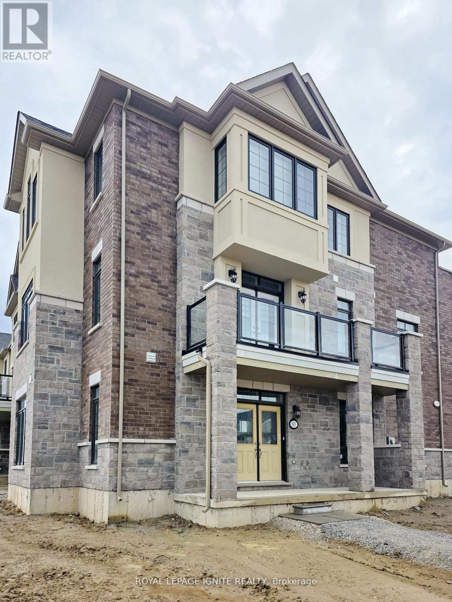 83 Claremont Drive, Brampton, Ontario  L6R 4E6 - Photo 6 - W12928236