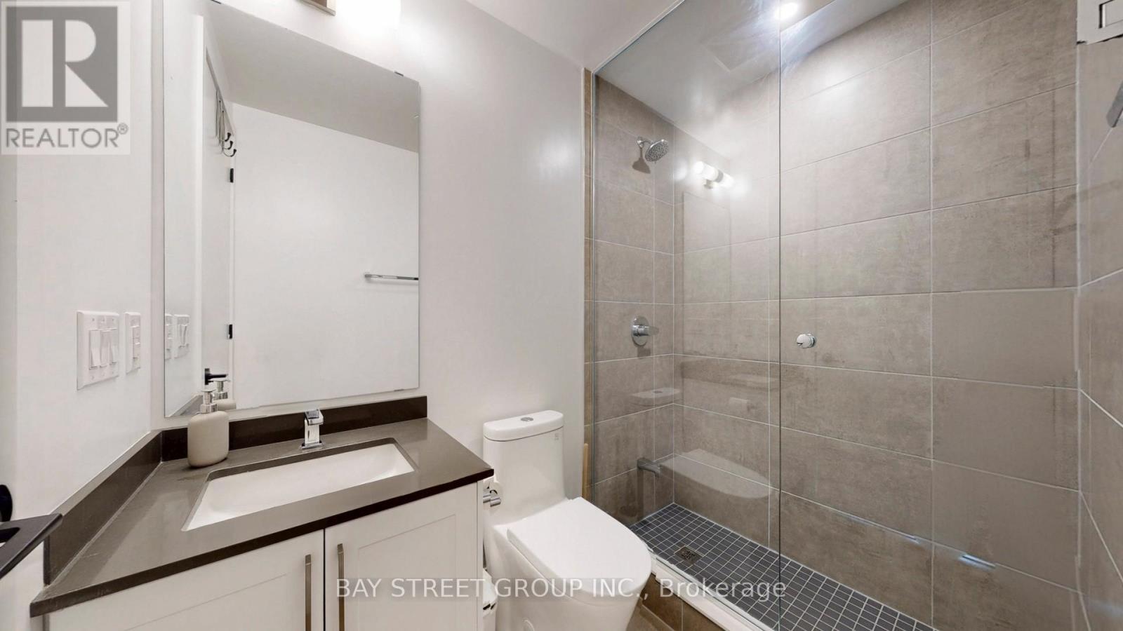 710 - 2450 Old Bronte Road E, Oakville, Ontario  L6M 5P6 - Photo 12 - W12928244