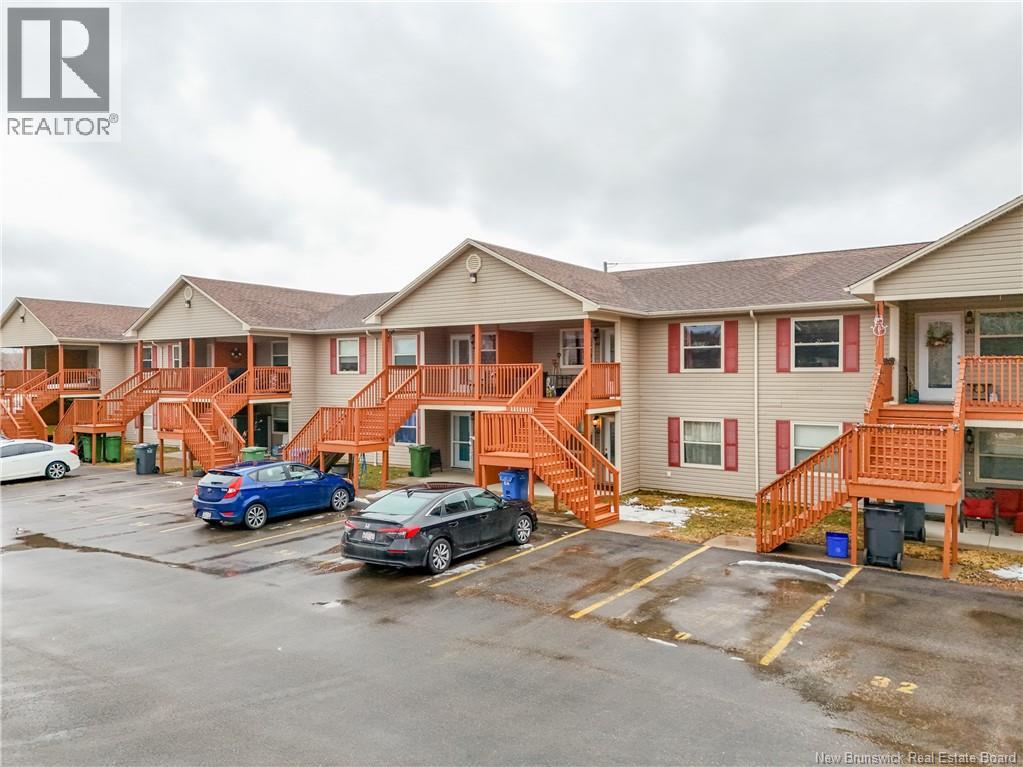 20 Trailside Lane Unit# 33, Fredericton, New Brunswick  E3A 1R7 - Photo 1 - NB135346