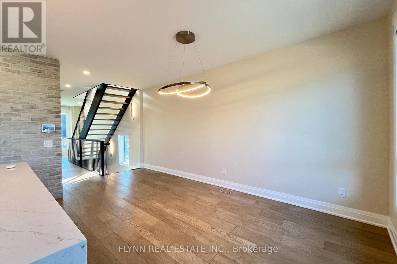 151a Port Robinson Road, Pelham, Ontario  L0S 1E0 - Photo 11 - X12928072