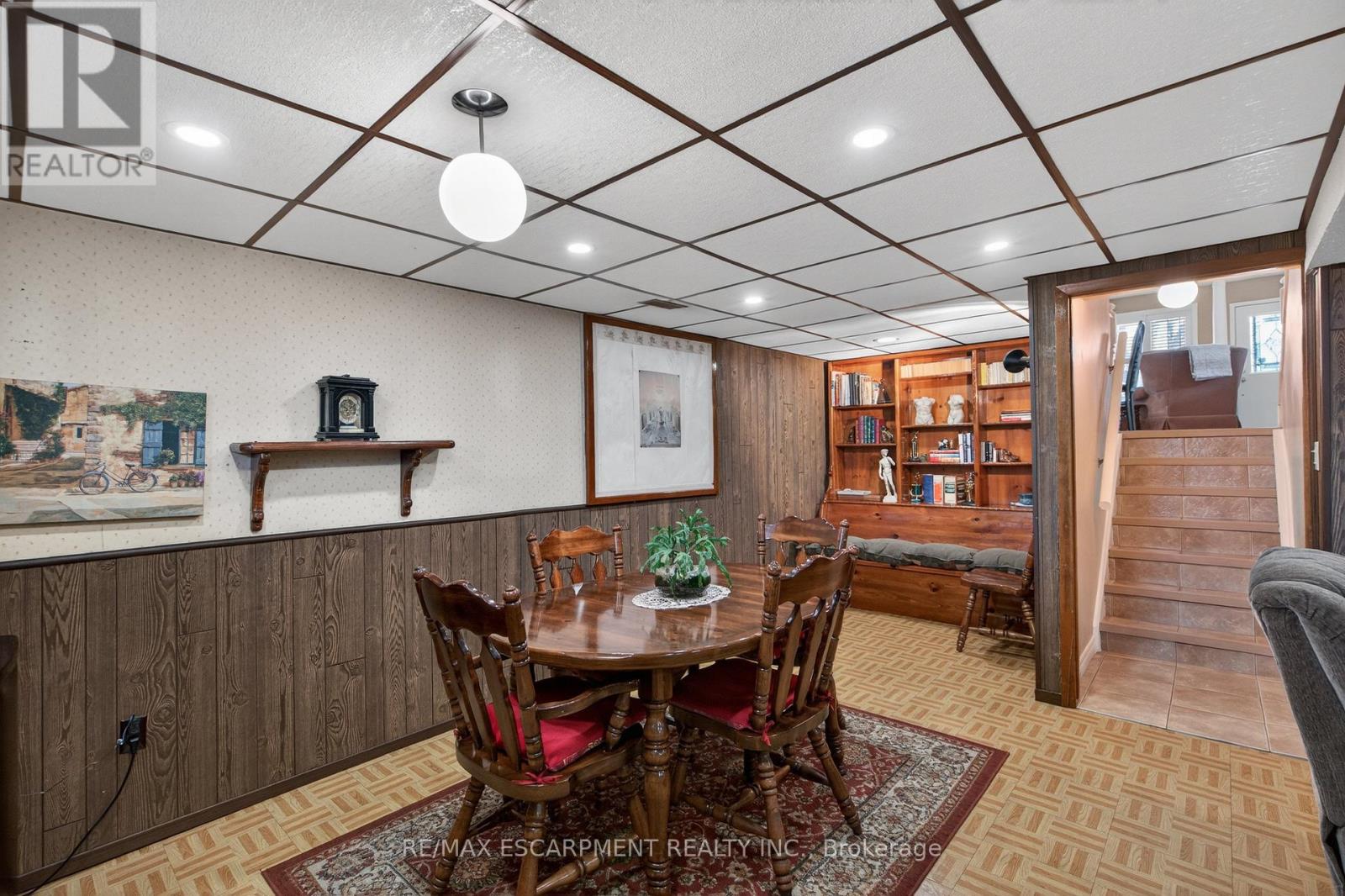 30 Basin Crescent, Hamilton, Ontario  L8T 4W8 - Photo 19 - X12928102