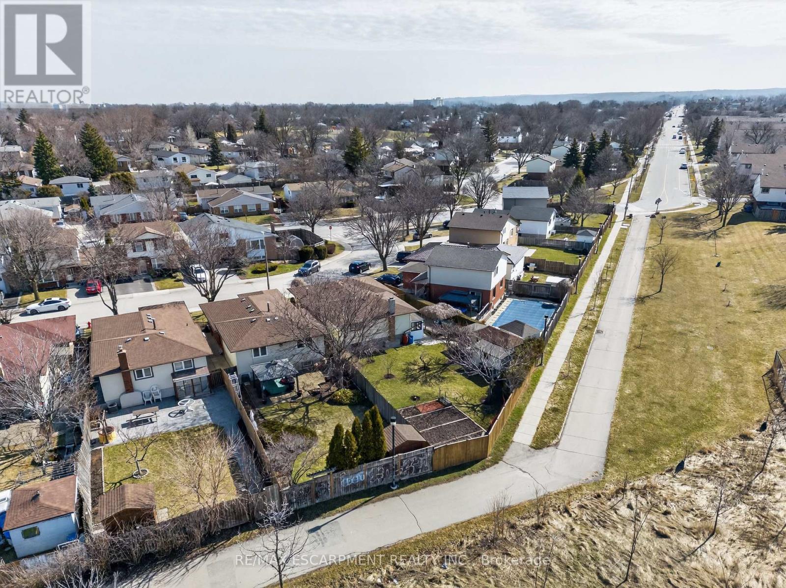 30 Basin Crescent, Hamilton, Ontario  L8T 4W8 - Photo 37 - X12928102