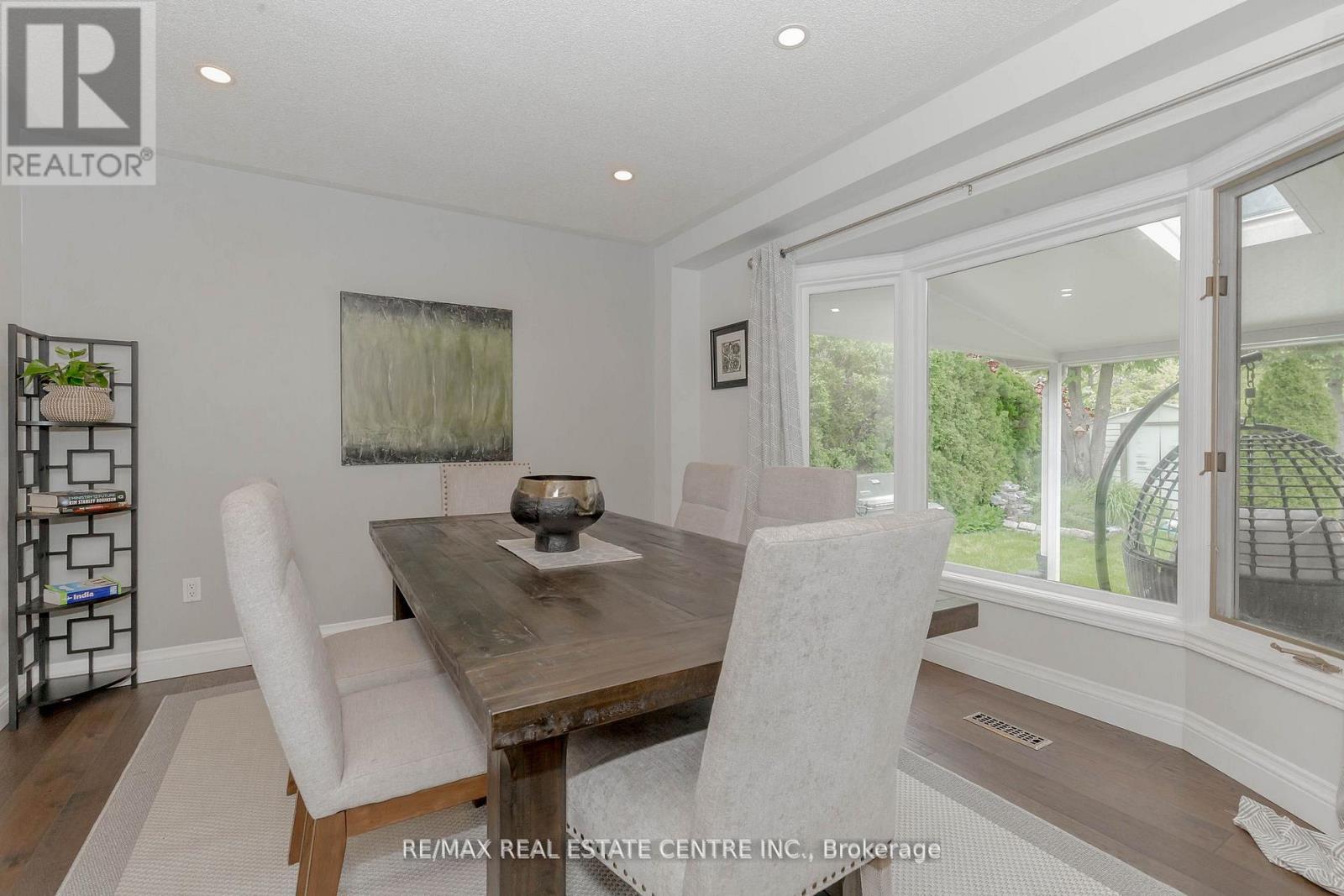 33 Strathroy Crescent, Hamilton, Ontario  L8B 0K9 - Photo 25 - X12928120