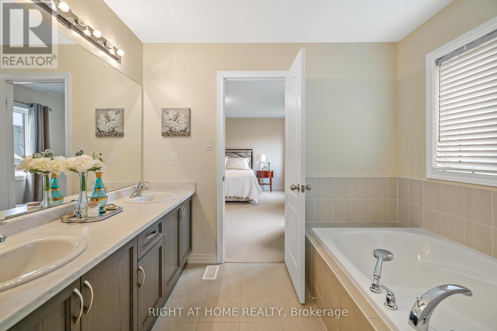 318 Concession 3 Road, Niagara-On-The-Lake, Ontario  L0S 1J1 - Photo 26 - X12928142