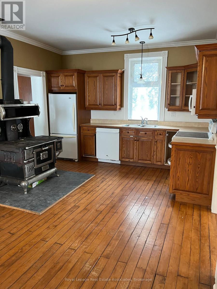 205328 County Road 109, East Garafraxa, Ontario  L9W 7M5 - Photo 3 - X12928158