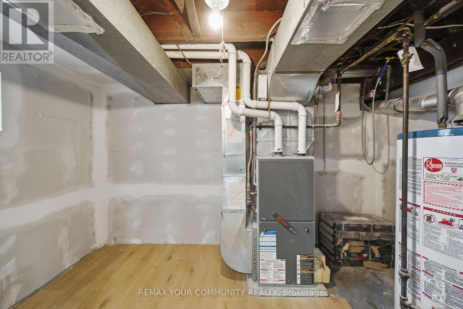 16 Marquis Street, St. Catharines, Ontario  L2R 4Y6 - Photo 30 - X12928204