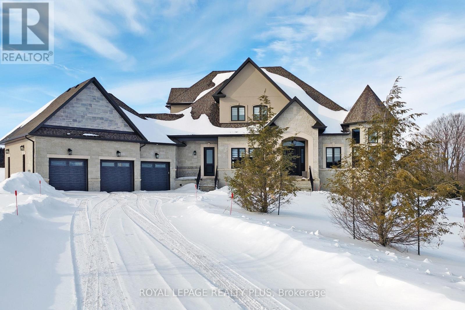 166 Logan Road, Caledon, Ontario  L7E 3P6 - Photo 2 - W12793854