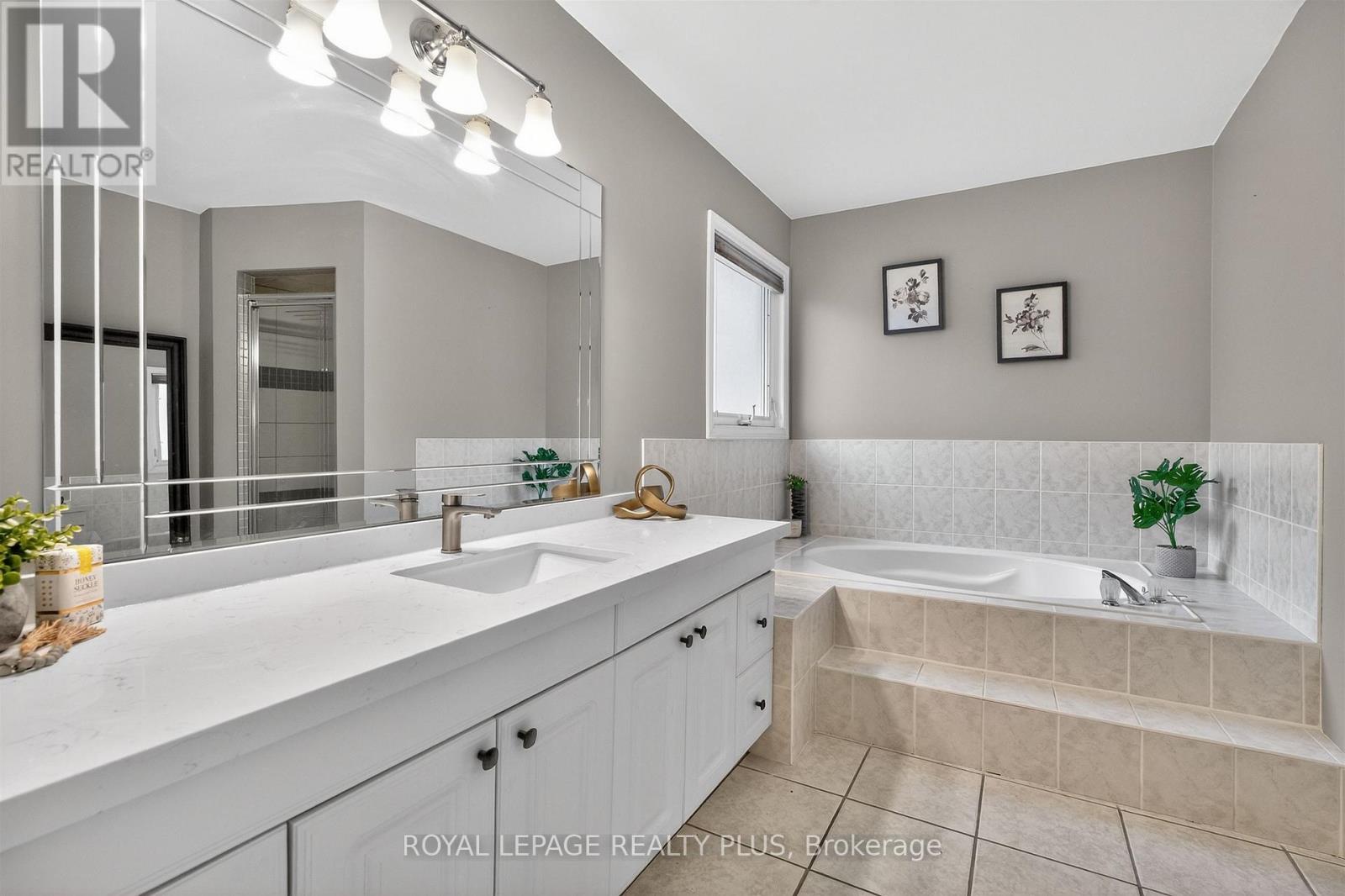 314 Leacock Avenue, Oakville, Ontario  L6H 5J1 - Photo 21 - W12906456