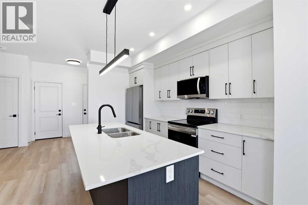 41 Violet Point, Sylvan Lake, Alberta  T4S 0X1 - Photo 6 - A2287589