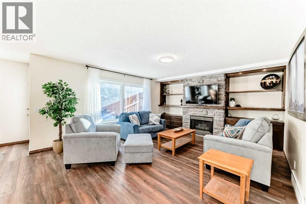 205 Patterson Hill Sw, Calgary, Alberta  T3H 3J2 - Photo 5 - A2278919